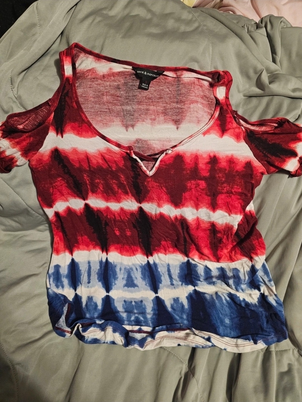 Rock & Republic Red White & Blue Tie-Dye Cold-Shoulder Women's Top